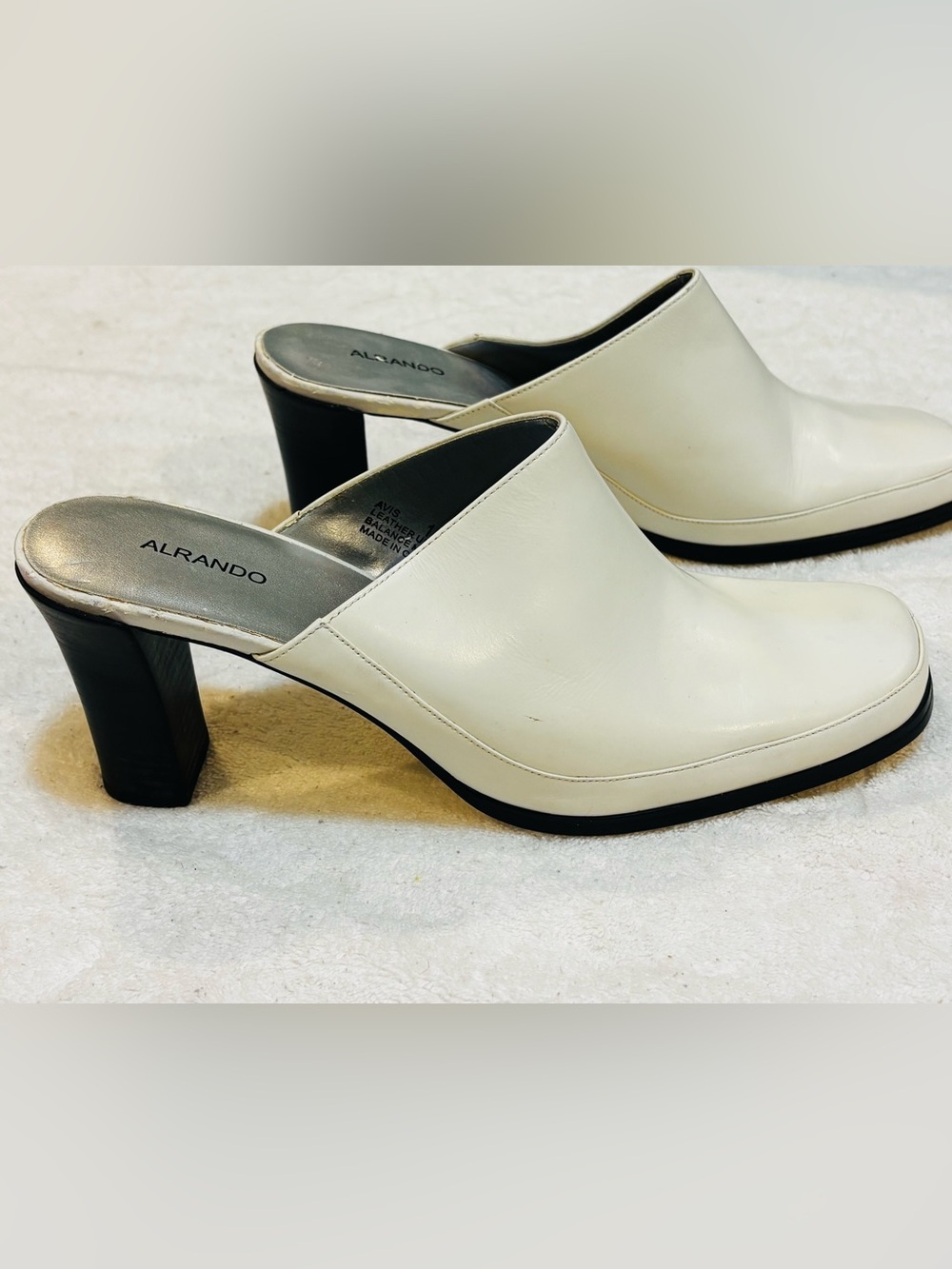 Brand New Leather Clogs By Alrando  - Size 10 M Heel Height 3 Inches - box 13